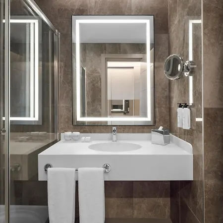 Selectum Atasehir Hotell 5*