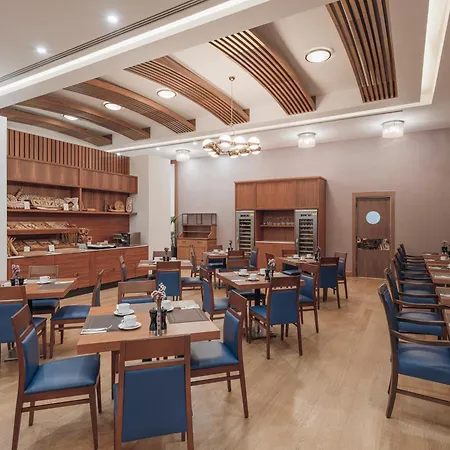 Hotel Selectum Atasehir 5*