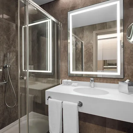 Selectum Atasehir Hotell 5*