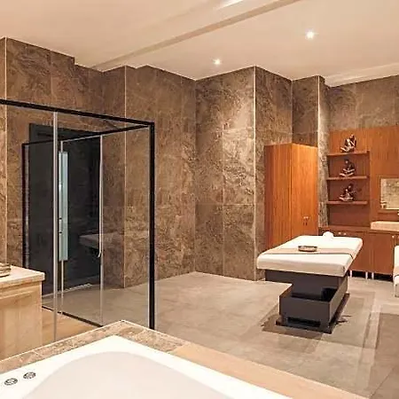 Selectum Atasehir 5*