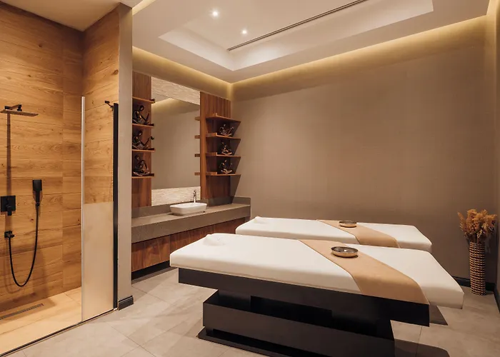 Selectum Atasehir 5*