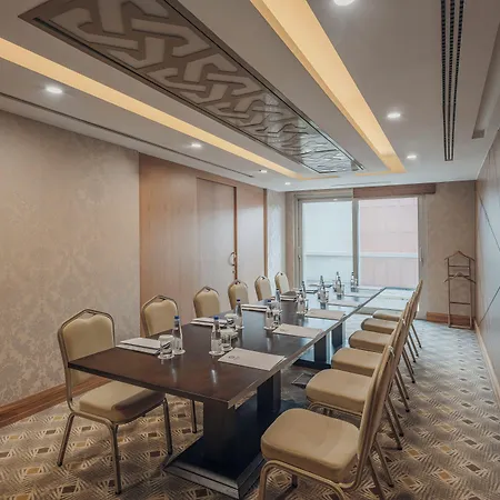 سيليكتوم سيتي أتاشهير 5* اسطنبول